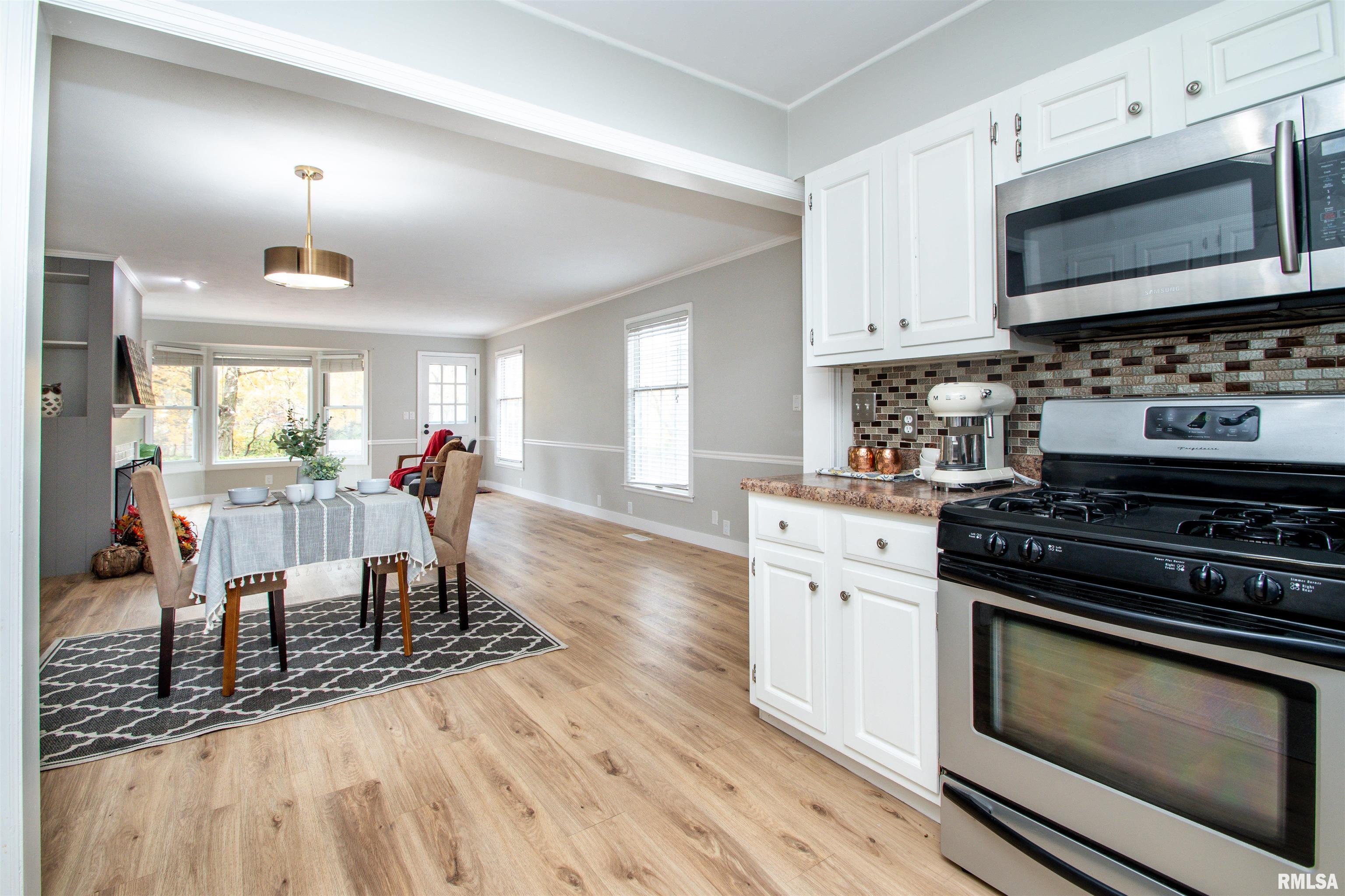 423 West Stonegate Road Peoria, IL 61614 - Photo 23 of 47 Gallery Image 23