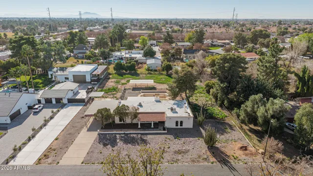 $880,000 | 707 East Redfield Road, Gilbert, AZ 85234