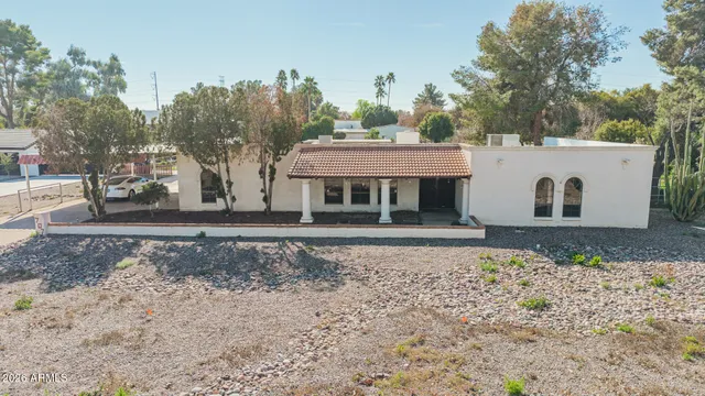 $880,000 | 707 East Redfield Road, Gilbert, AZ 85234