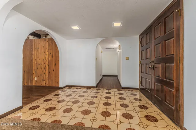 $880,000 | 707 East Redfield Road, Gilbert, AZ 85234