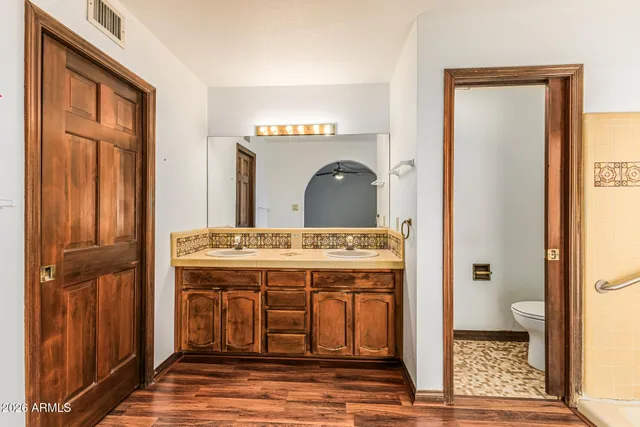 $880,000 | 707 East Redfield Road, Gilbert, AZ 85234