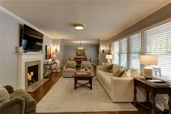 $1,095,000 | 870 Starlight Drive Northeast, Sandy Springs, GA 30342