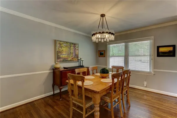 $1,095,000 | 870 Starlight Drive Northeast, Sandy Springs, GA 30342