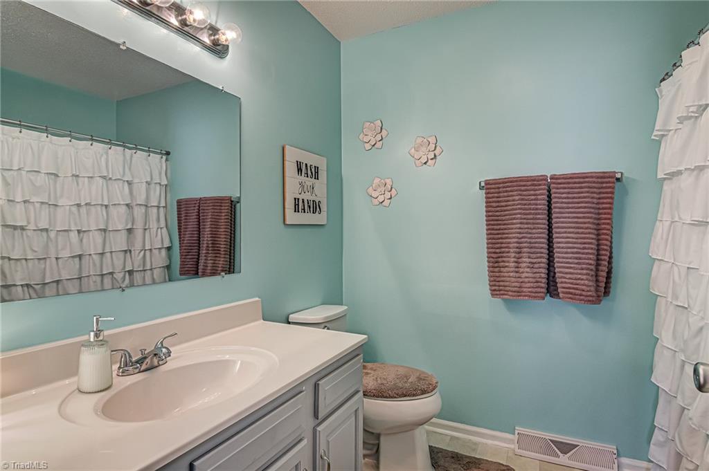 3865 Welcome-Arcadia Road Lexington, NC 27295 - Photo 18 of 32 Gallery Image 18