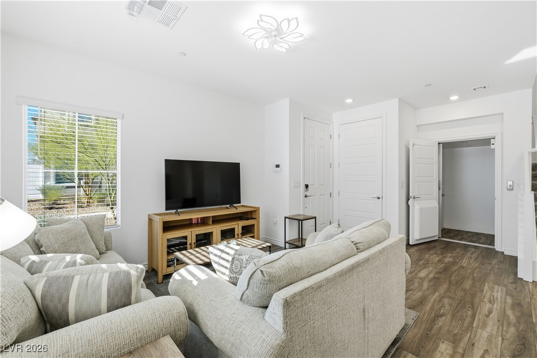 7224 North Decatur Boulevard, Unit 2 North Las Vegas, NV 89084 - Photo 8 of 38