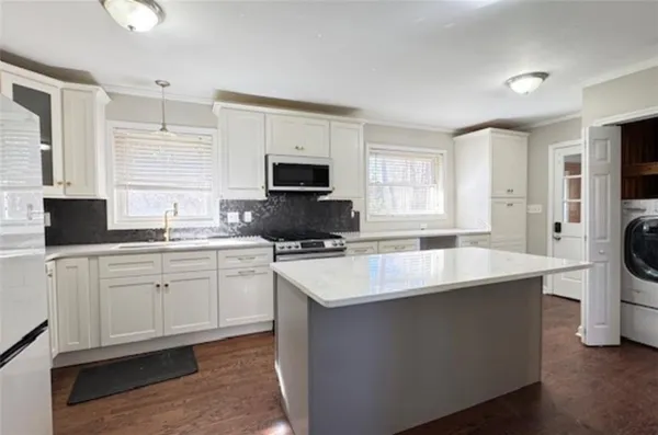 $2,795 | 552 Sybil Lane Southeast, Unit A, Marietta, GA 30067