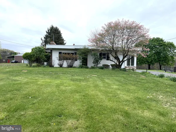 $299,900 | 71 West 2nd Mountain Road, Pottsville, PA 17901