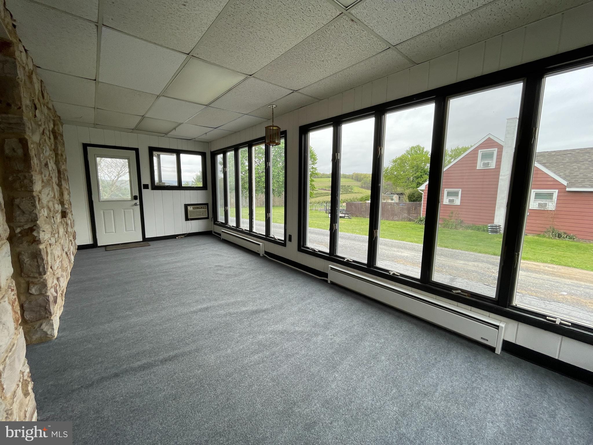 71 West 2nd Mountain Road Pottsville, PA 17901 - Photo 3 of 45