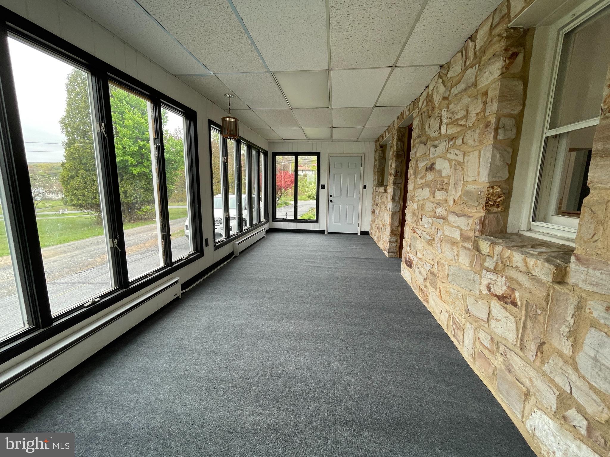 71 West 2nd Mountain Road Pottsville, PA 17901 - Photo 4 of 45