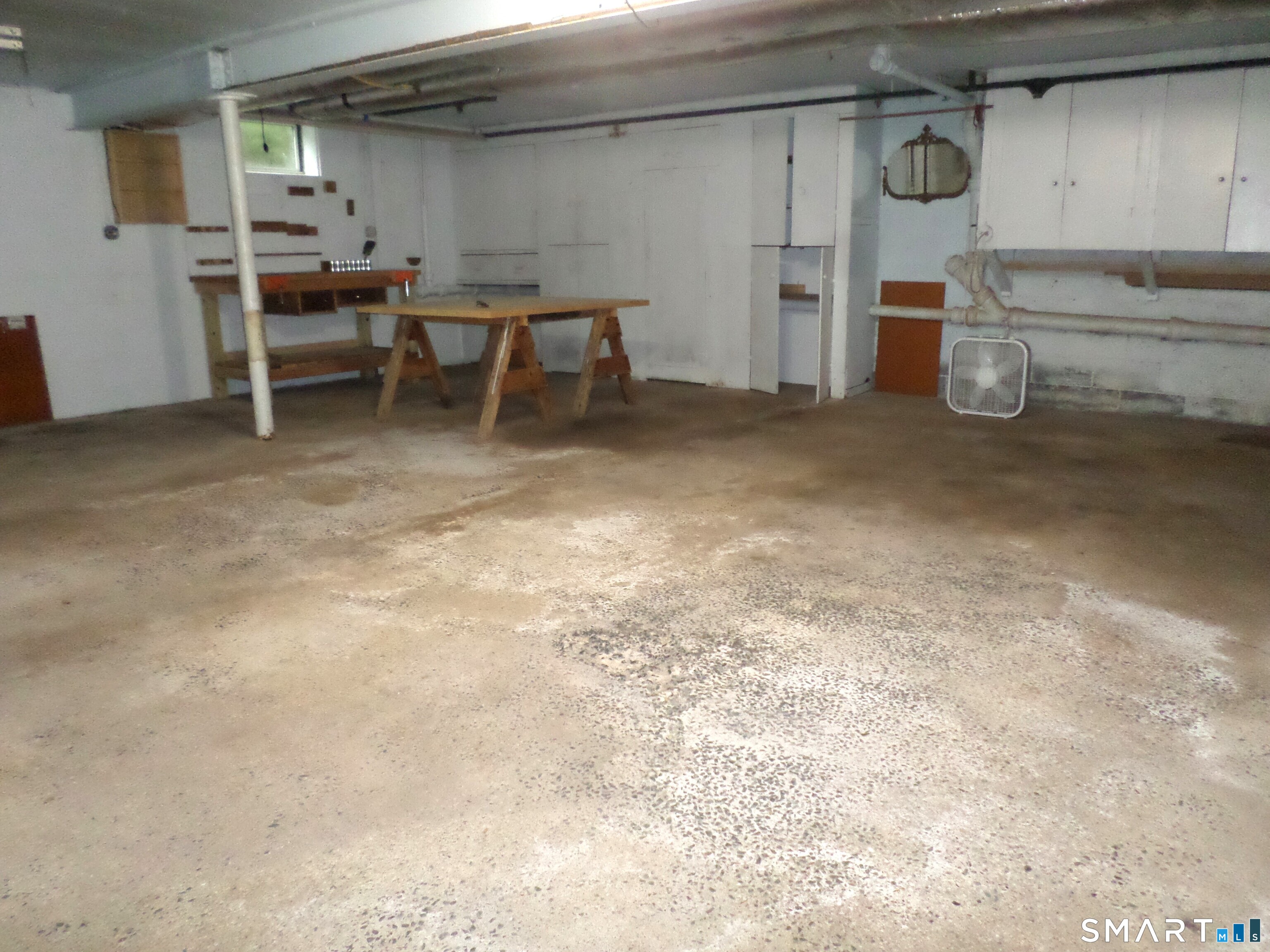 366 West Woods Road Hamden, CT 06514 - Photo 25 of 32 Oversize two car garage