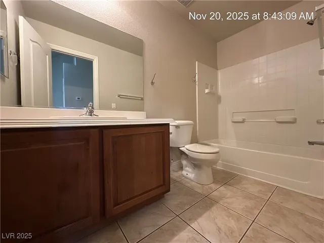 $1,725 | 1143 Heavenly Harvest Place, Unit 102, Henderson, NV 89002
