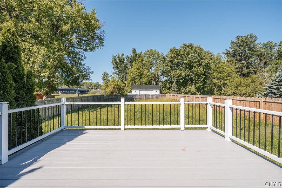 8403 Gaskin Road Clay, NY 13027 - Photo 31 of 36
