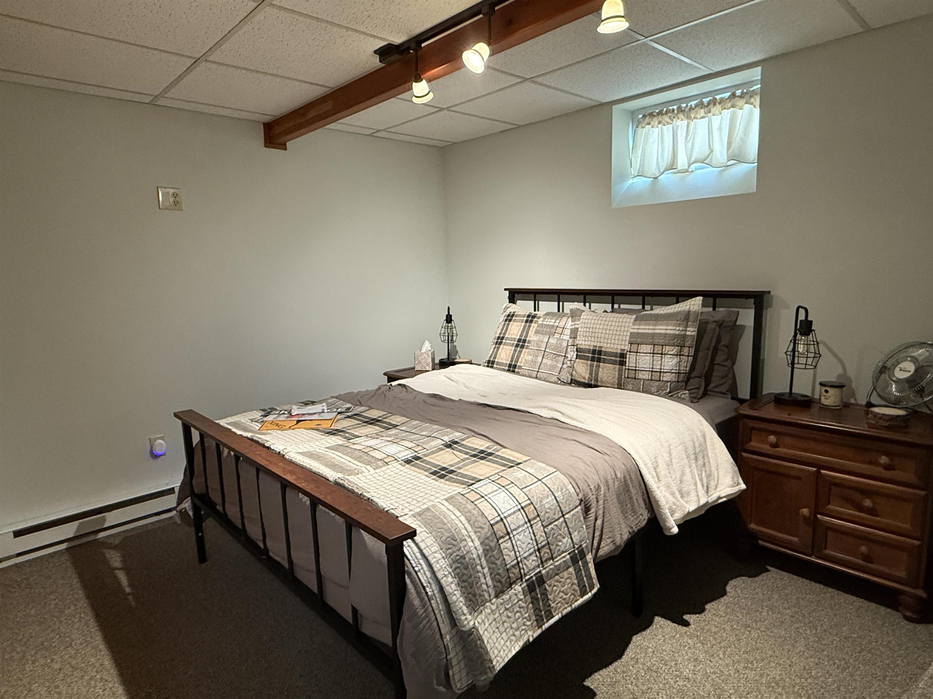 852 Sawyer Hill Road Mount Holly, VT 05758 - Photo 15 of 51