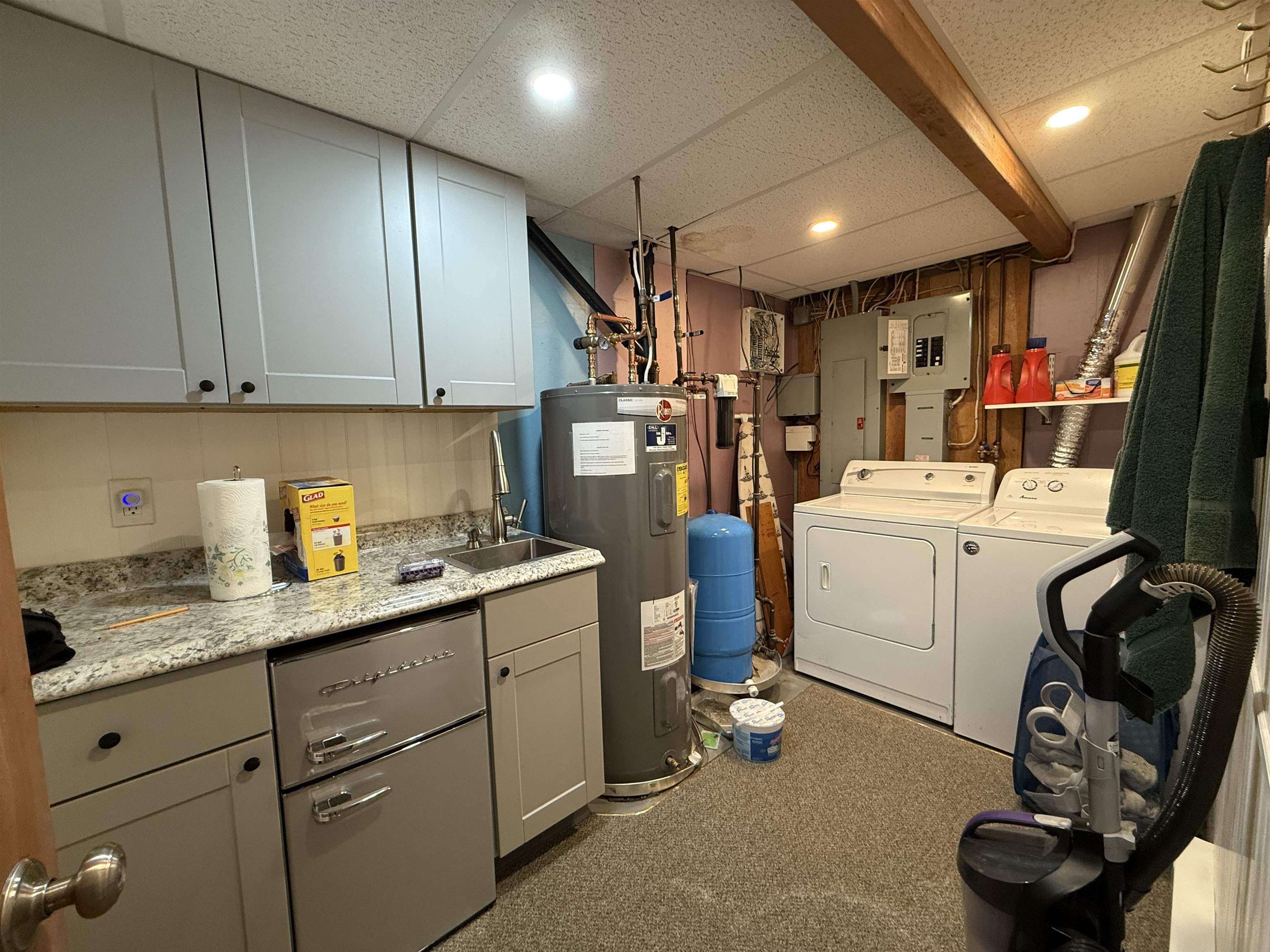 852 Sawyer Hill Road Mount Holly, VT 05758 - Photo 16 of 51