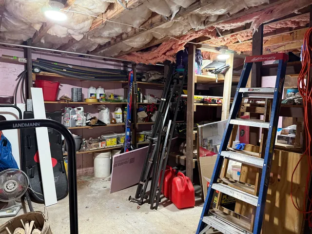 $550,000 | 852 Sawyer Hill Road, Mount Holly, VT 05758