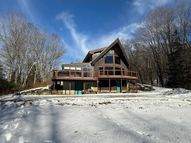 $550,000 | 852 Sawyer Hill Road, Mount Holly, VT 05758