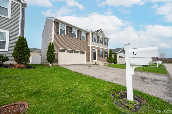 $399,900 | 16 Stelle Street, Hamburg, NY 14075