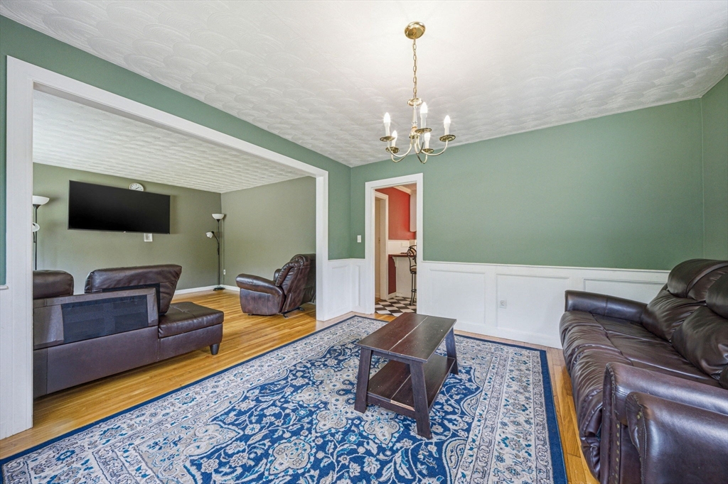 146 Acton Road Chelmsford, MA 01824 - Photo 15 of 42