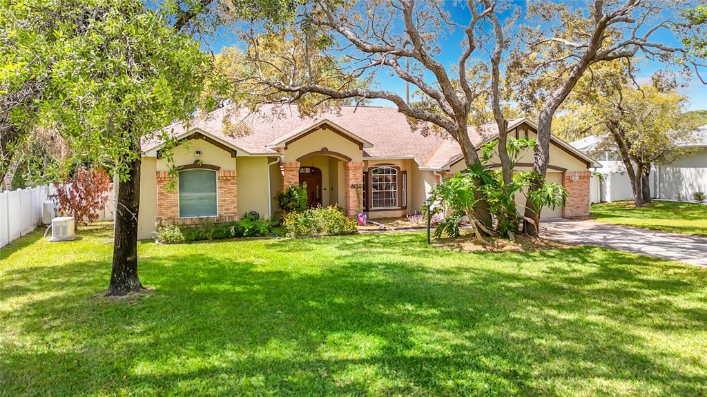 2087 Breezy Way Spring Hill, FL 34608 - Photo 3 of 69