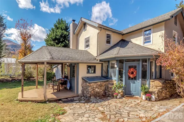 $450,000 | 126 Arrowwood Way, Canton, NC 28716