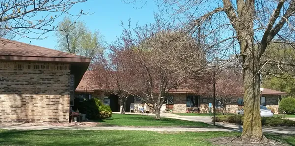 $830 | 512 2nd Avenue East, Unit 103, Osakis, MN 56360