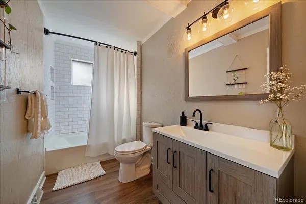 $724,000 | 3272 South Wabash Court, Denver, CO 80231