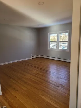 $2,750 | 77 Shepherd Lane, Totowa, NJ 07512