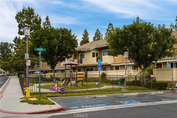 $3,350 | 28511 Trento Way, Lake Forest, CA 92679