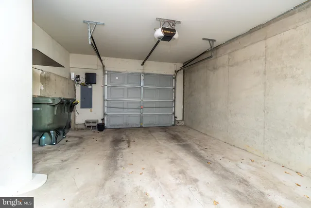 a view of a garage