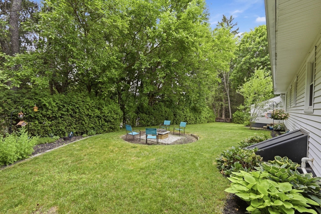 75 Adrian Avenue West Springfield, MA 01089 - Photo 36 of 41
