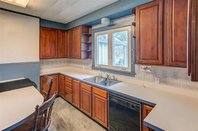 $142,500 | 216 South Dickey Street, Sparta, IL 62286