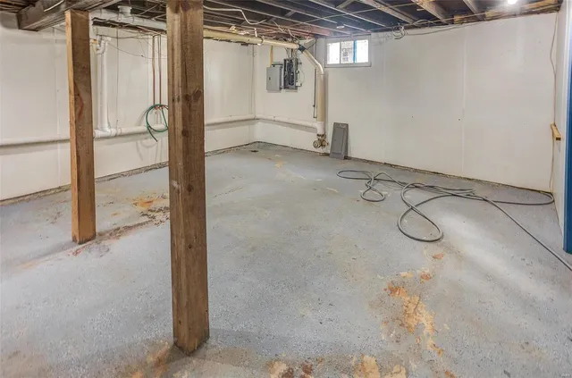 $142,500 | 216 South Dickey Street, Sparta, IL 62286