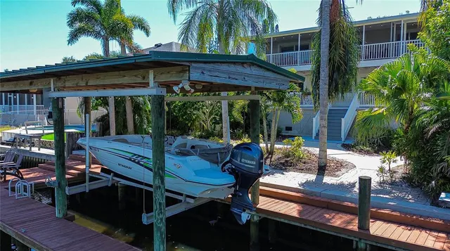 $659,900 | 76 Gulfwinds Drive, Palm Harbor, FL 34683