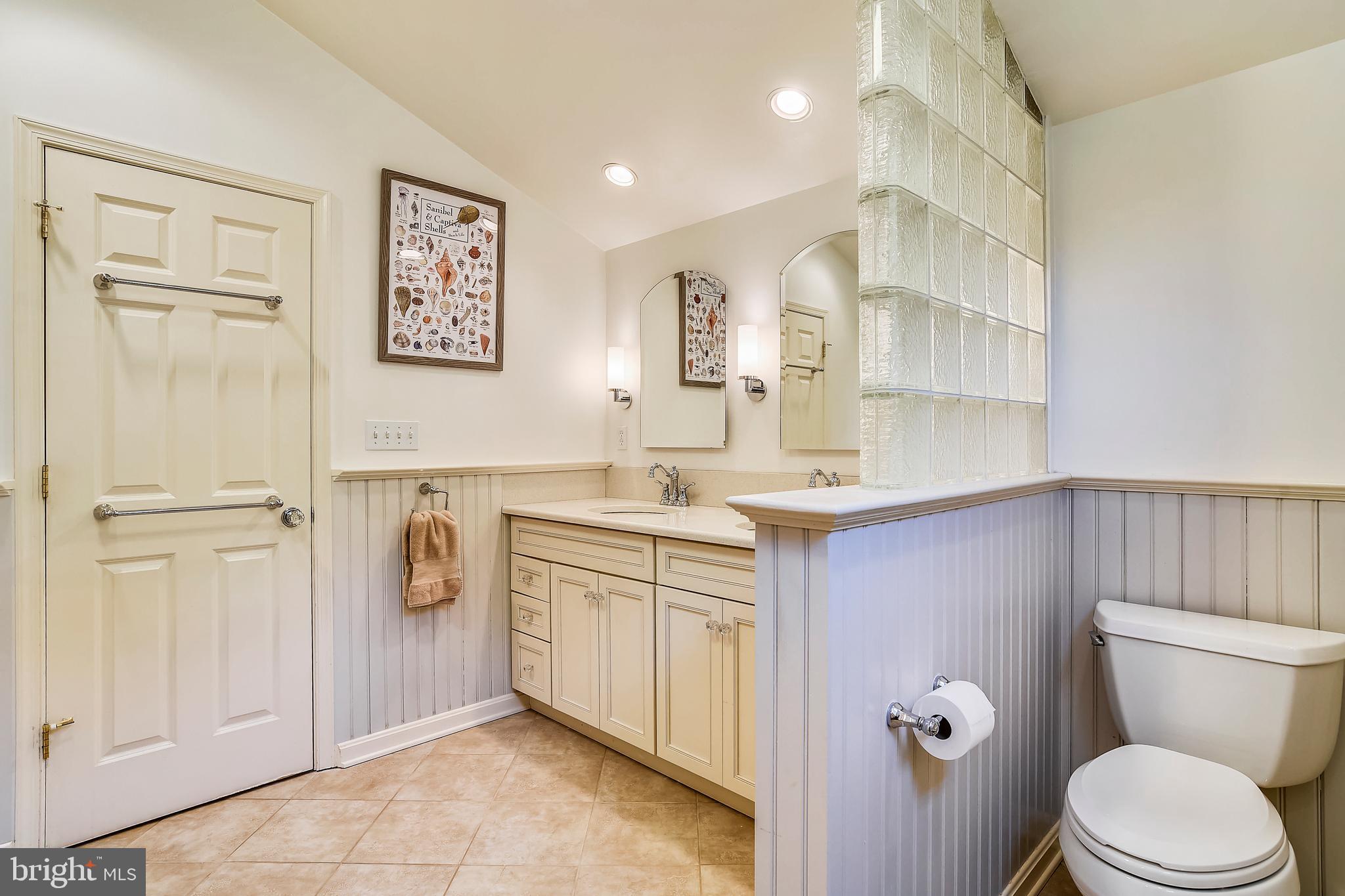 8719 Ridge Road Bethesda, MD 20817 - Photo 18 of 31