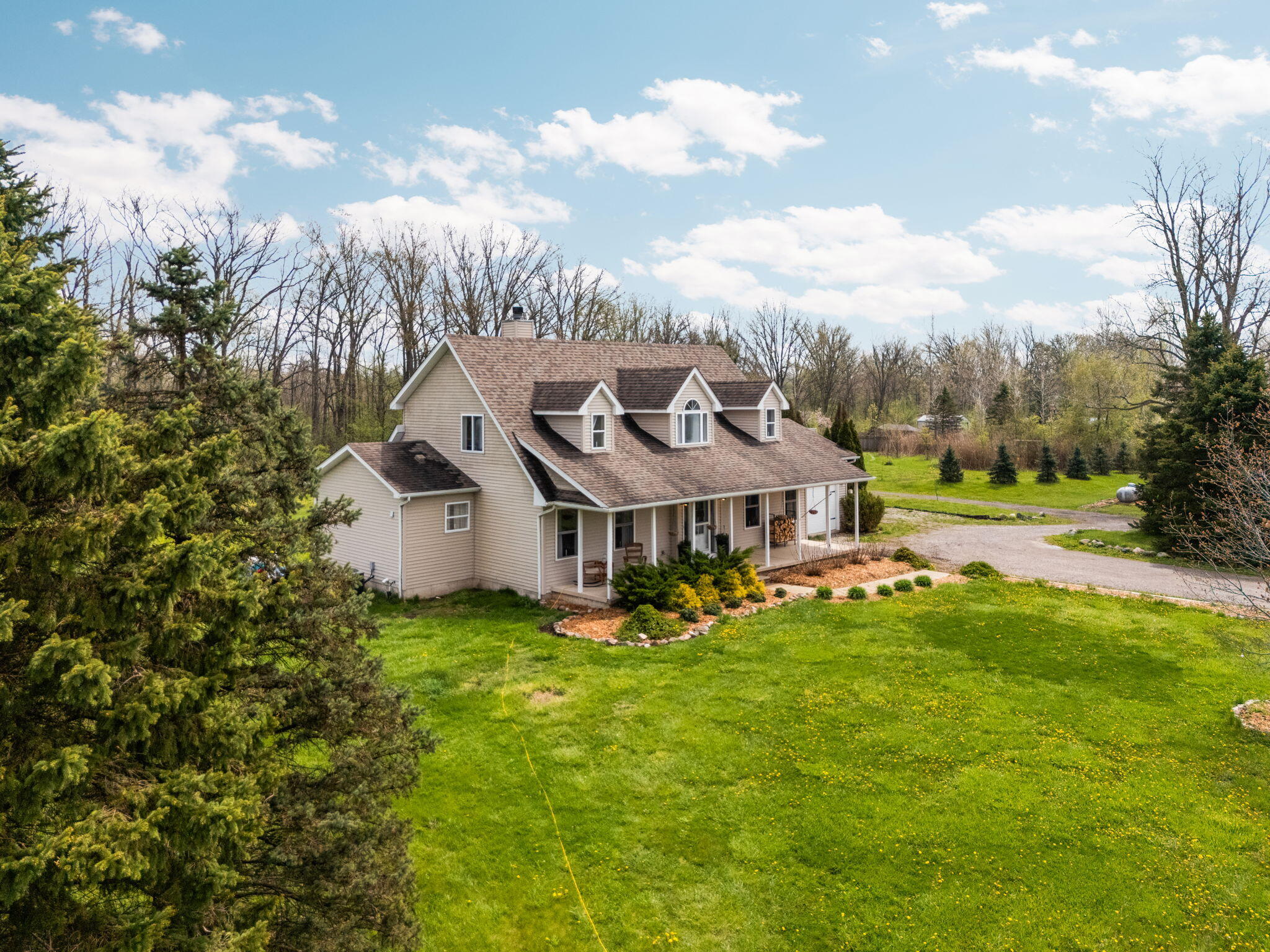 4335 Dauncy Road Flat Rock, MI 48134 - Photo 57 of 85 11-web-or-mls-DJI_20260424131734_0016_D