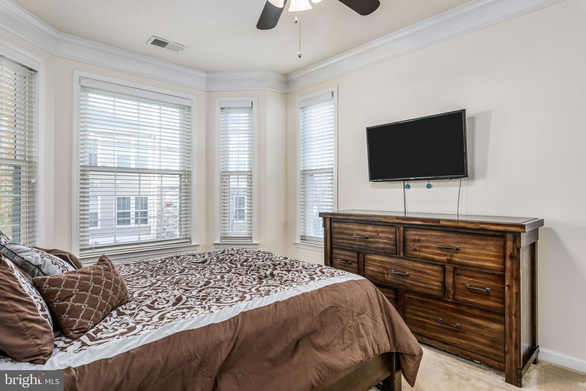 514 Sunset View Terrace Southeast, Unit 208 Leesburg, VA 20175 - Photo 18 of 26