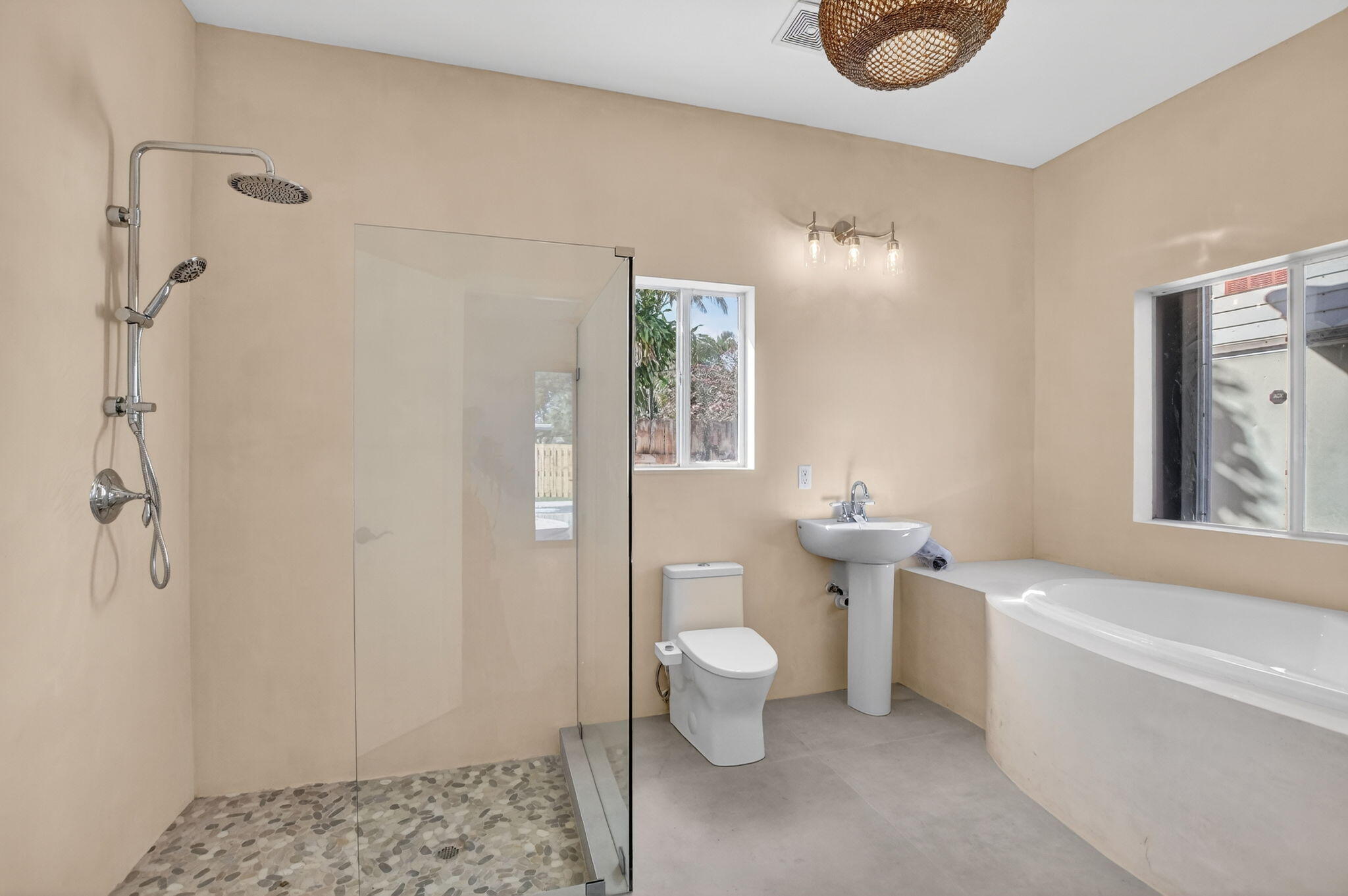 467 Northeast 31st Street Boca Raton, FL 33431 - Photo 15 of 36 29-web-or-mls-DSC_9995