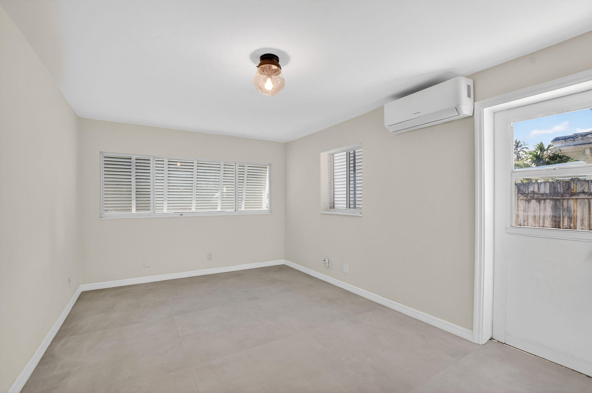 467 Northeast 31st Street Boca Raton, FL 33431 - Photo 18 of 36 19-web-or-mls-DSC_9945