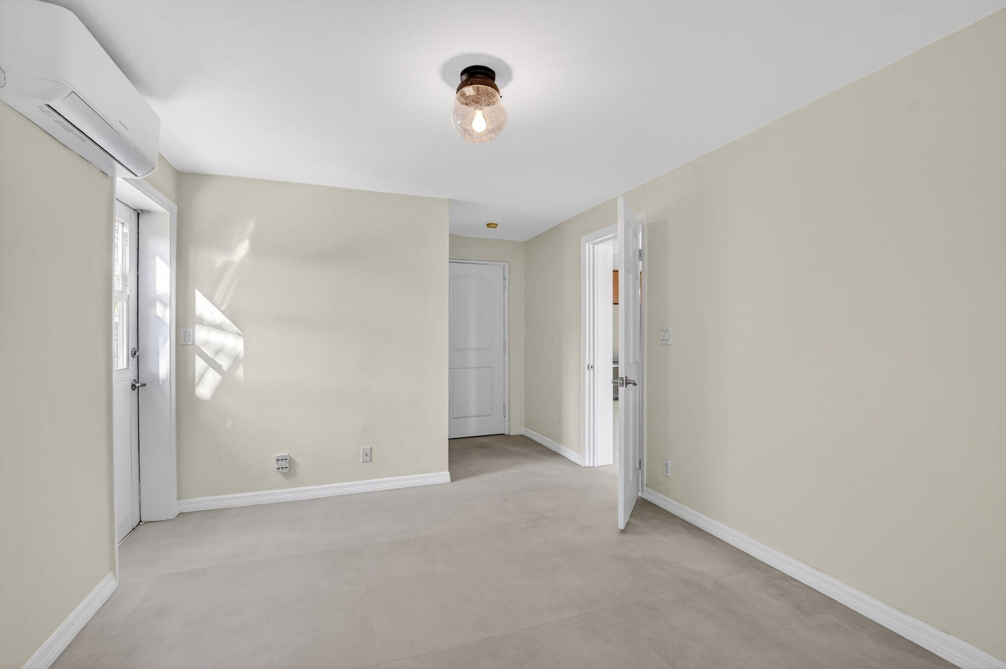 467 Northeast 31st Street Boca Raton, FL 33431 - Photo 19 of 36 20-web-or-mls-DSC_9950