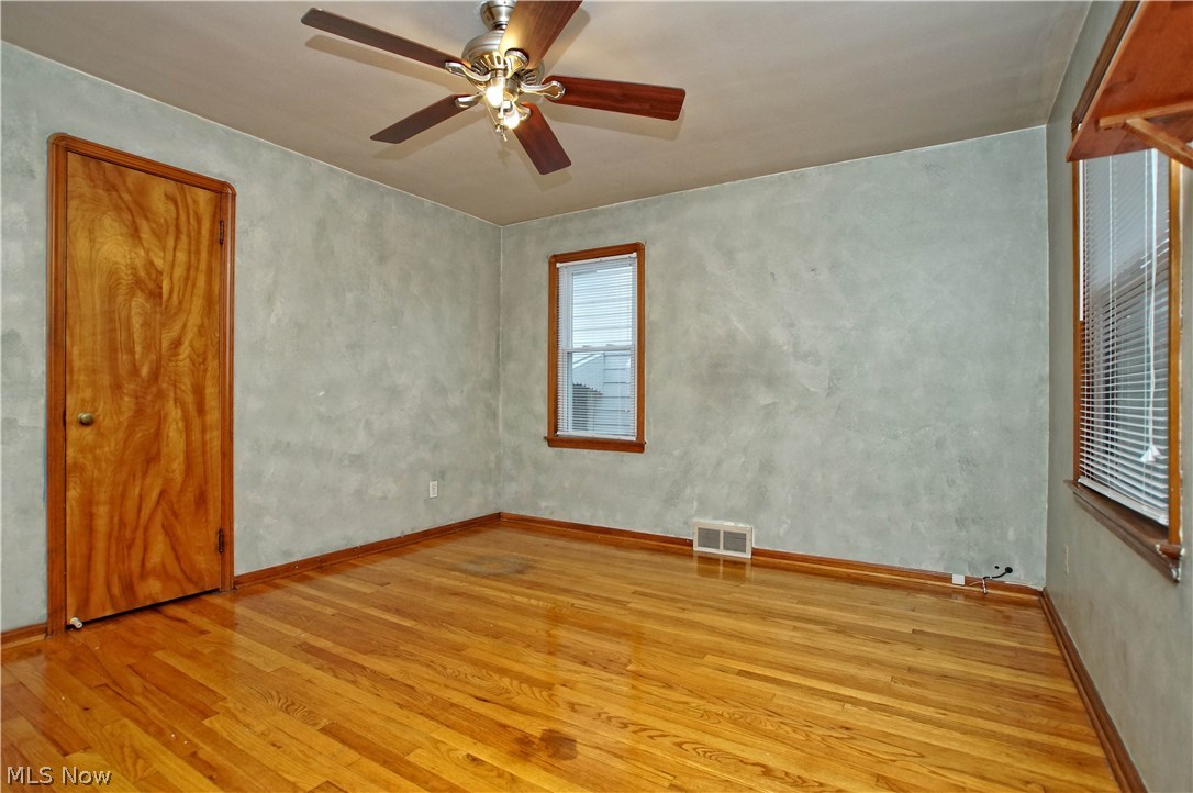 4714 Redfern Road Parma, OH 44134 - Photo 19 of 27