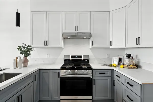 $979,000 | 889 McLellan Drive, Unit 303, South San Francisco, CA 94080