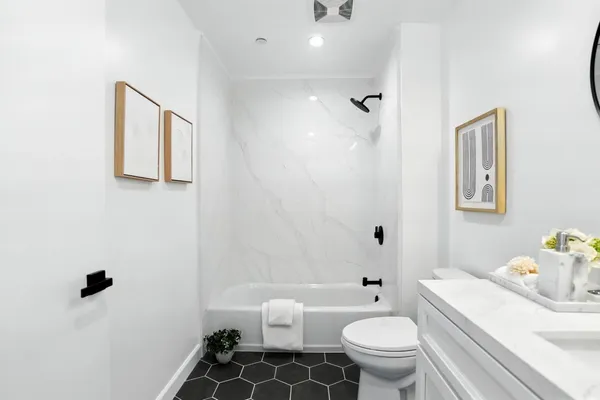 $979,000 | 889 McLellan Drive, Unit 303, South San Francisco, CA 94080