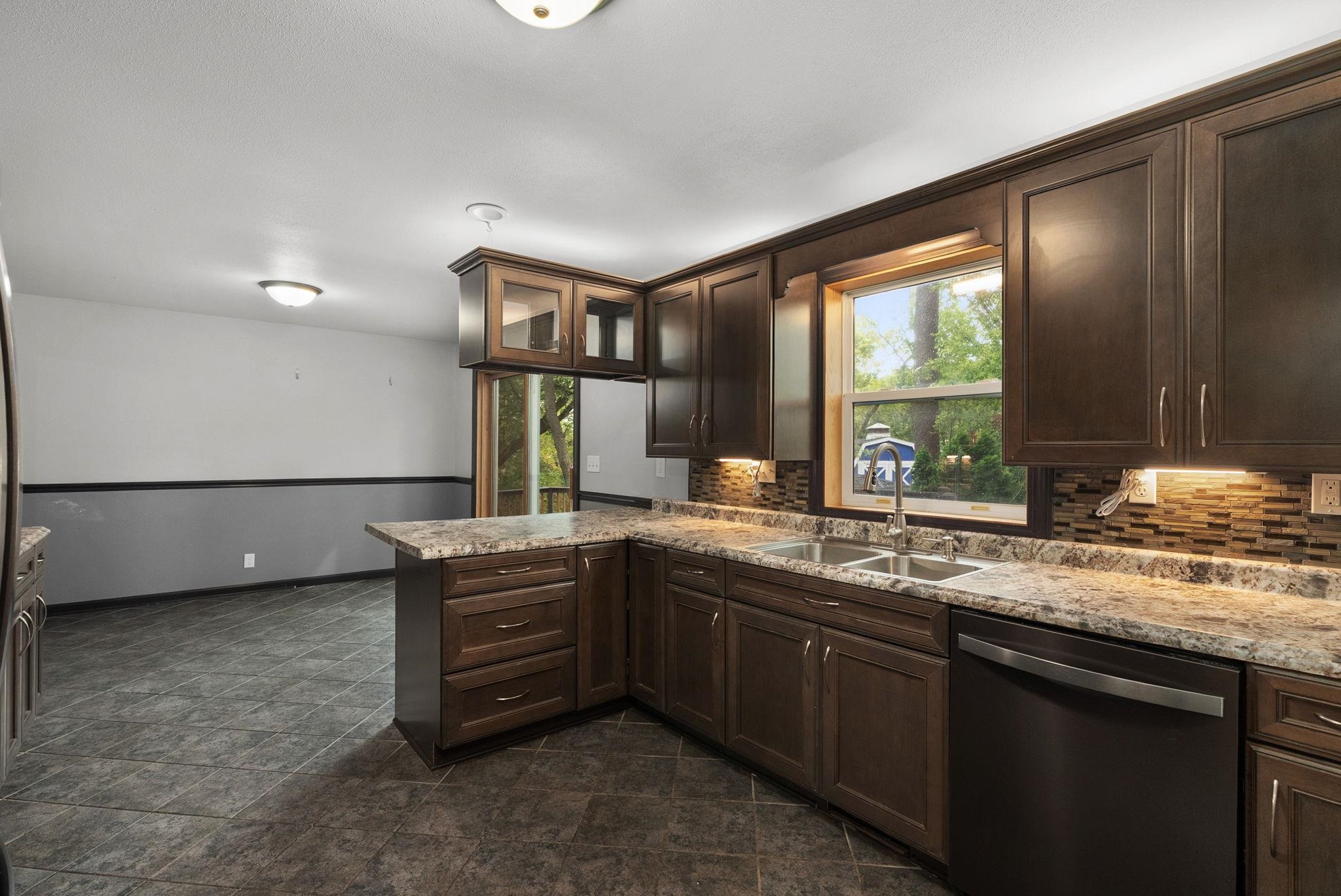 222 Grove Ridgeway Wi 53582 Ridgeway, WI 53582 - Photo 14 of 41