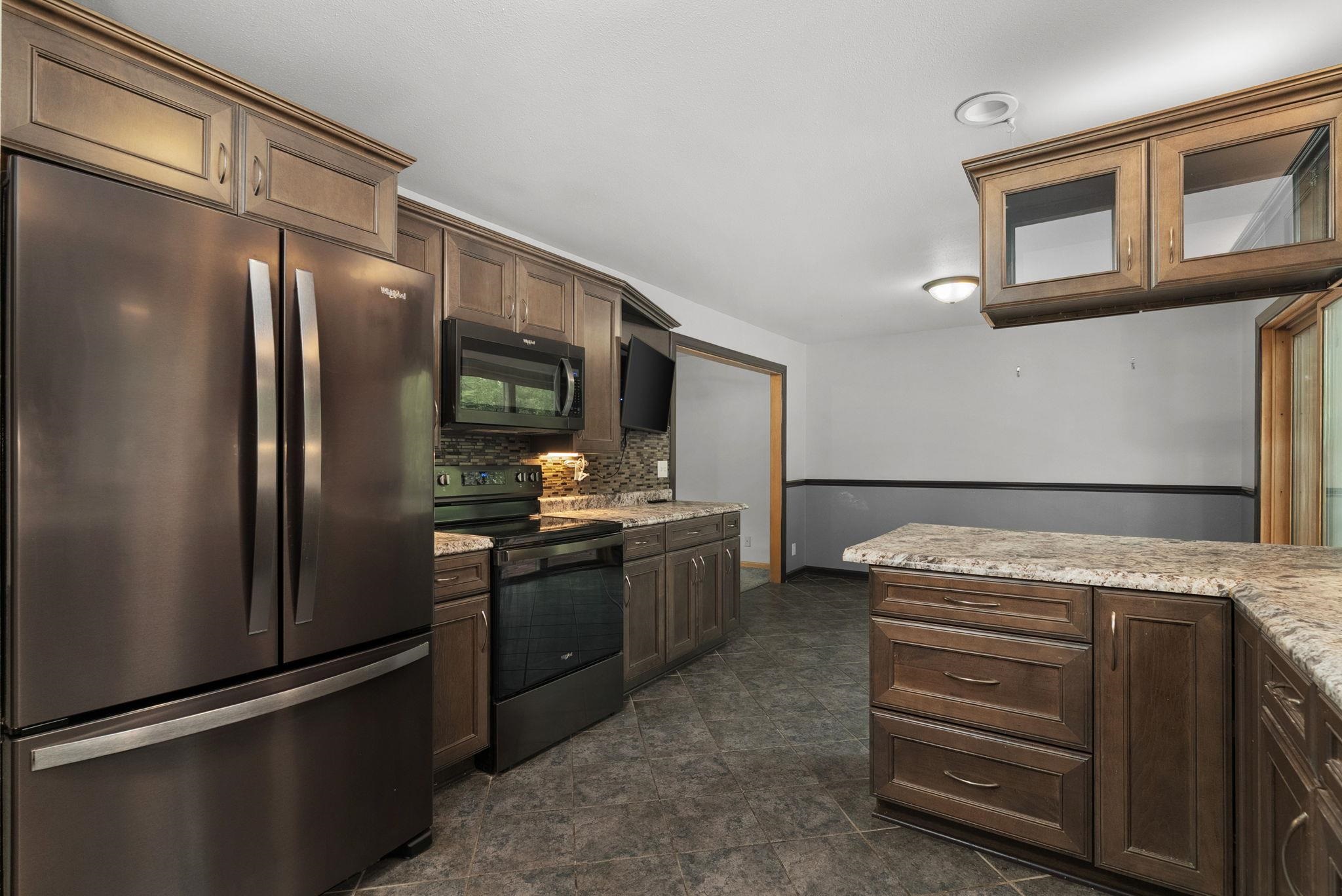 222 Grove Ridgeway Wi 53582 Ridgeway, WI 53582 - Photo 15 of 41