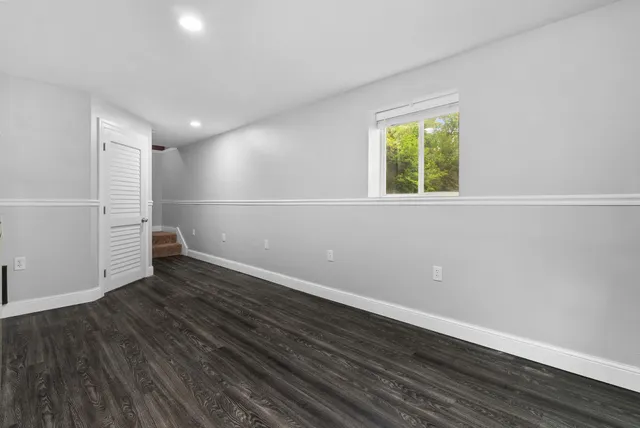 $430,000 | 222 Grove Ridgeway Wi 53582, Ridgeway, WI 53582