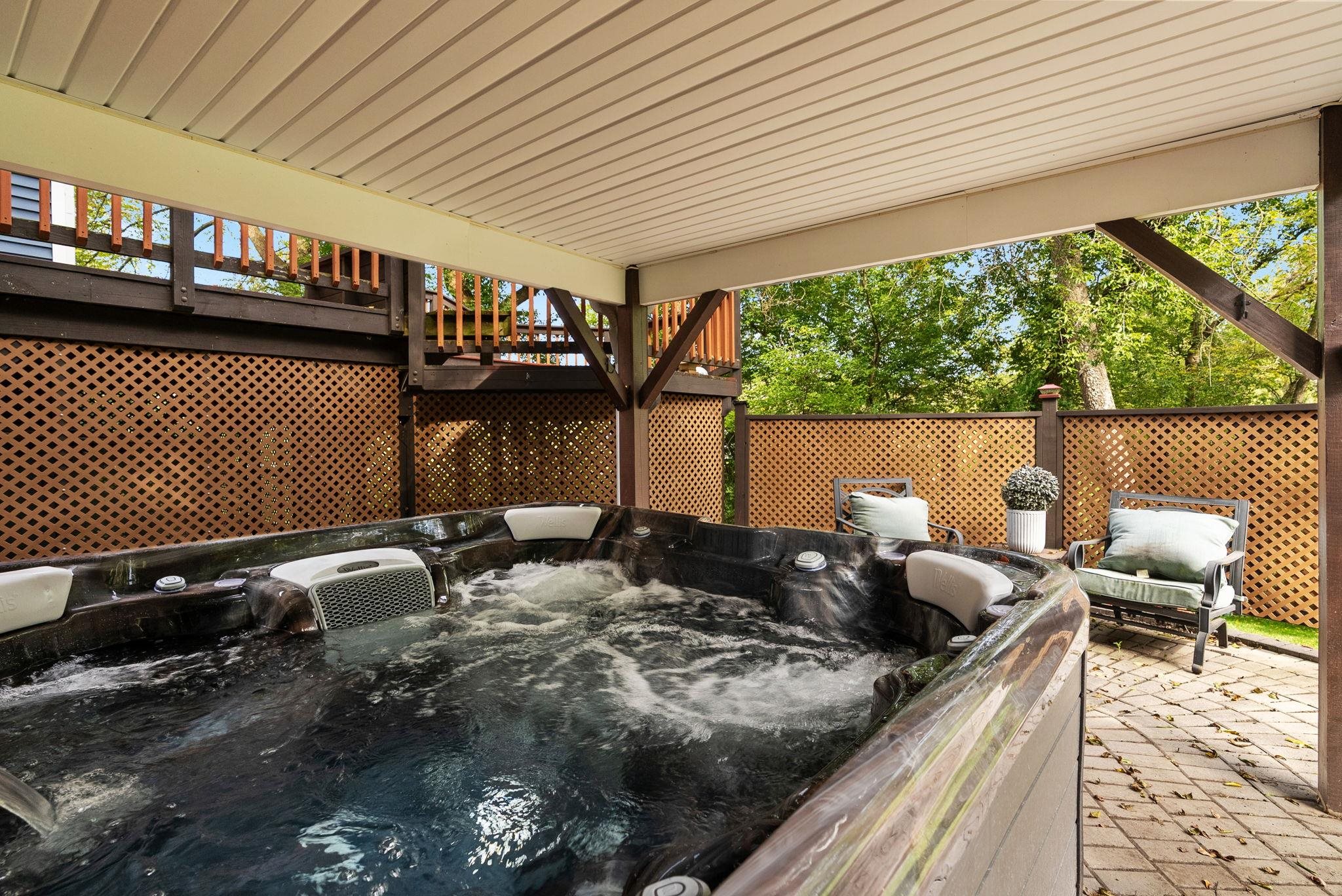 222 Grove Ridgeway Wi 53582 Ridgeway, WI 53582 - Photo 31 of 41