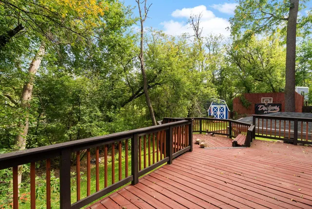 $430,000 | 222 Grove Ridgeway Wi 53582, Ridgeway, WI 53582