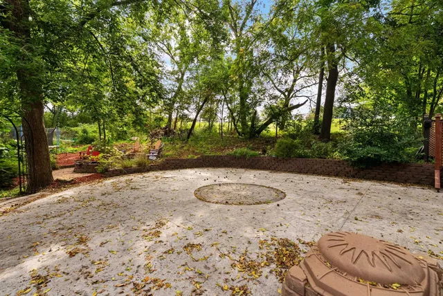 $430,000 | 222 Grove Ridgeway Wi 53582, Ridgeway, WI 53582