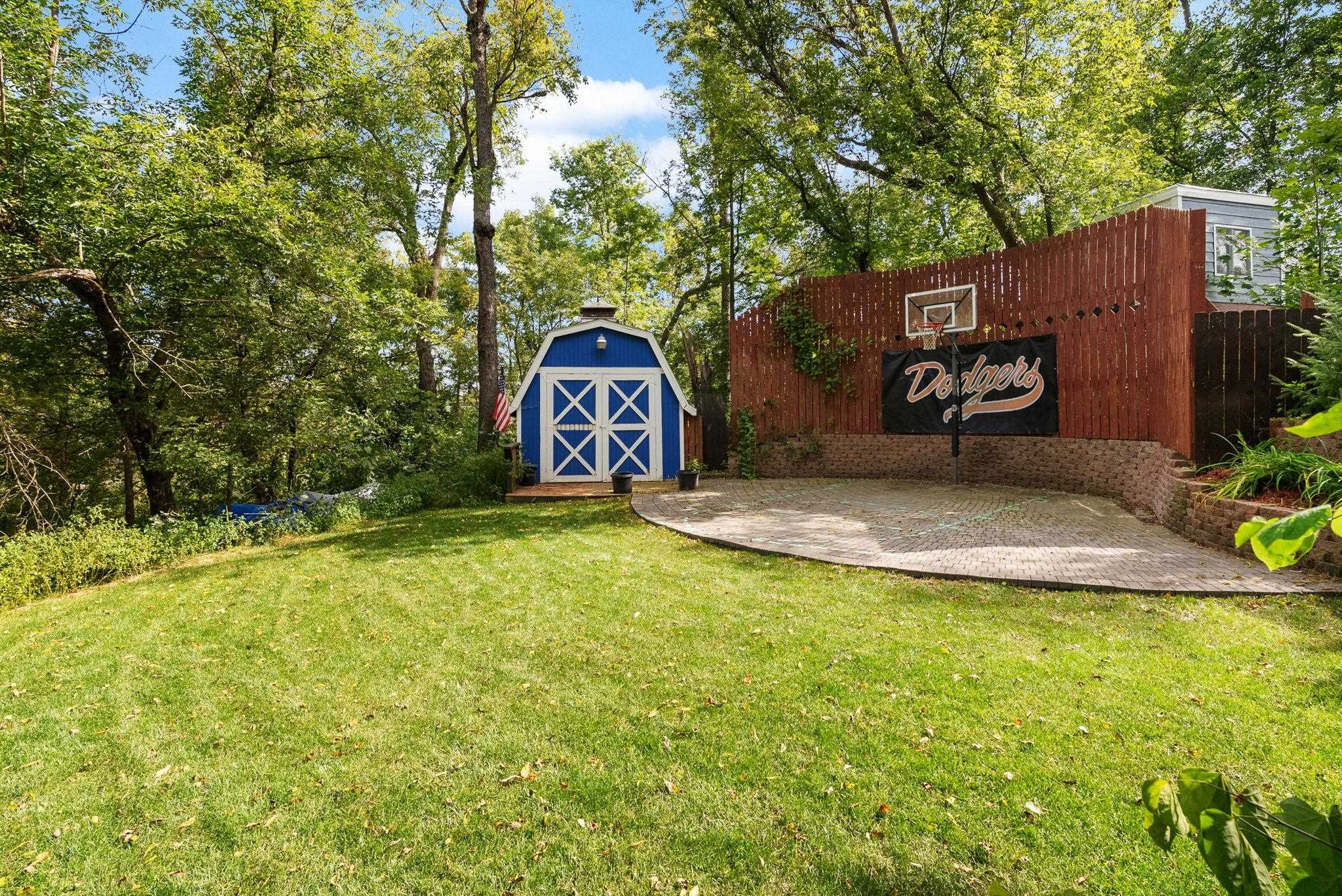 222 Grove Ridgeway Wi 53582 Ridgeway, WI 53582 - Photo 38 of 41