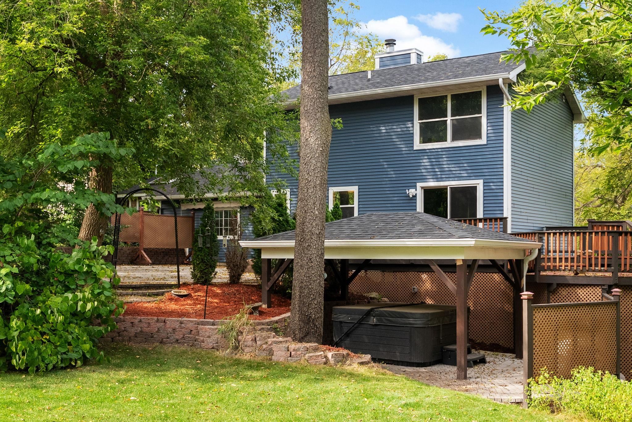 222 Grove Ridgeway Wi 53582 Ridgeway, WI 53582 - Photo 39 of 41